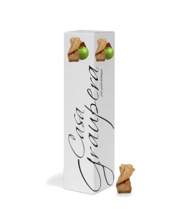 Neula farcida de xocolata amb llet i poma de Girona