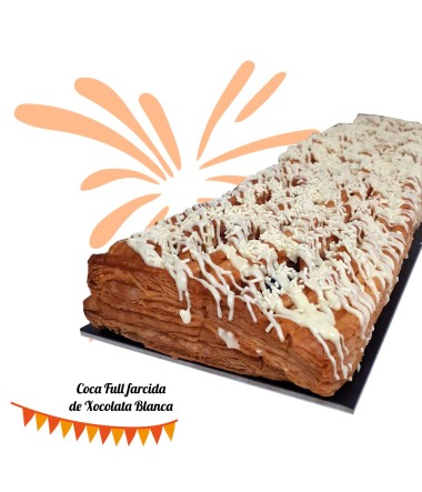 Coca de pasta de full xocolata i ametlles